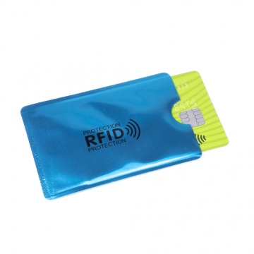 Niebieskie etui ochronne na karty zbliżeniowe blokujące sygnały RFID oraz NFC